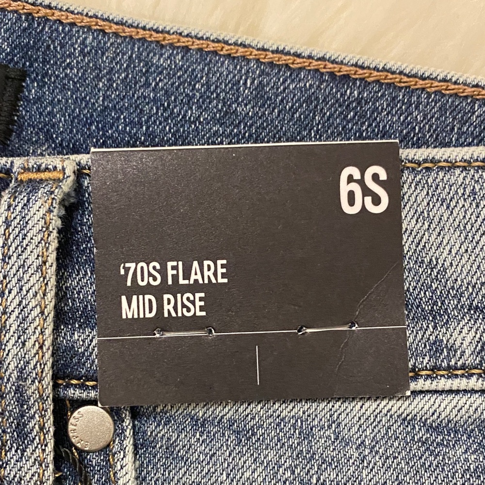 Express Medium Blue Wide Leg Jeans - Picture 3 of 4